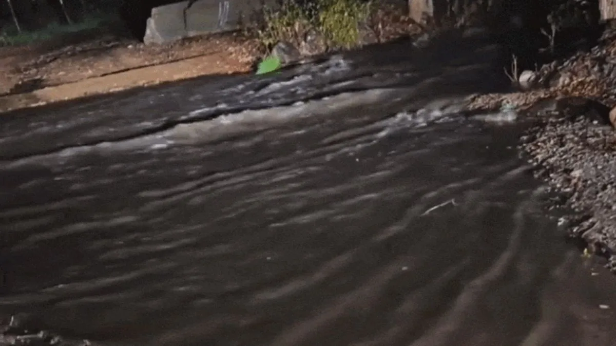 Heavy Rain Floods Roads in Mora County, New Mexico, Prompting Closures as Officials Warn of More Stormwater and Possible Washouts Through Wednesday